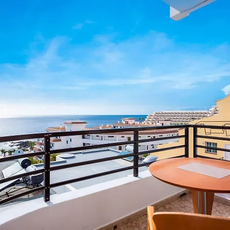 Edith - Ocean View Just Above The Beach بويرتو دي سانتياغو